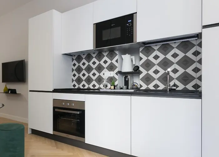 Sphera Bologna, Design Under The Two Towers * Bologna