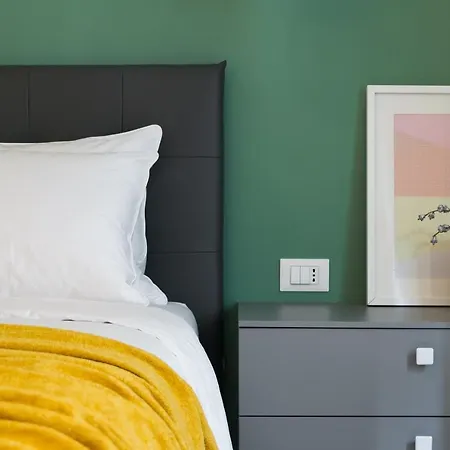 Sphera Bologna, Design Under The Two Towers アパート ボローニャ