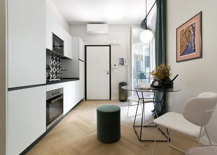 Sphera Bologna, Design Under The Two Towers شقة