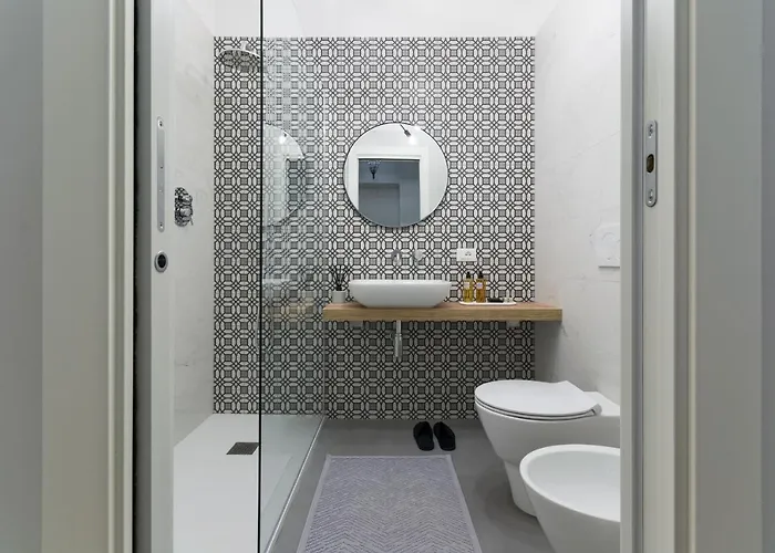 Sphera Bologna, Design Under The Two Towers شقة