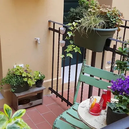 Sphera Bologna, Design Under The Two Towers * Bologna